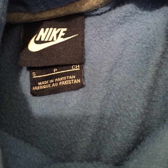 ‼️SOLD‼️ Nike Sweatshirt - Picture 2 of 2