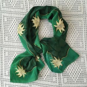 Vintage floral scarf Vintage floral scarf