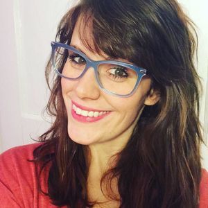 Meet your Posher, Carrie