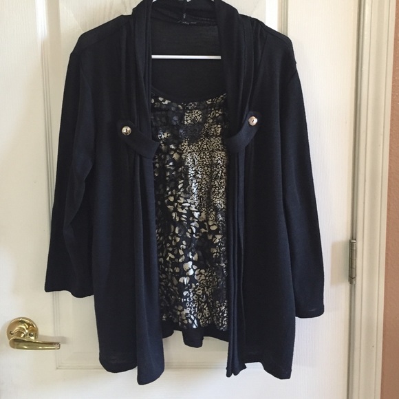 Animal print sweater/blouse