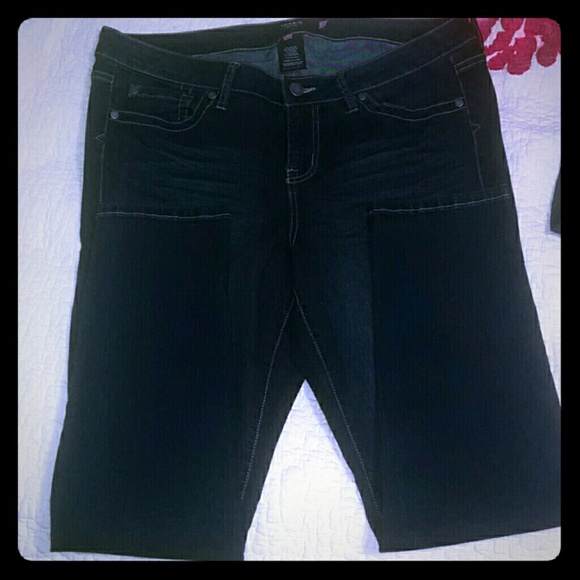 Torrid skinny jeans. NWOT