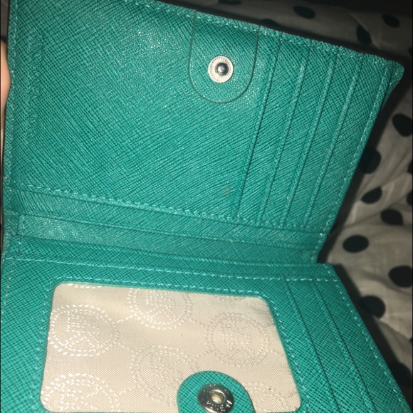 Michael Kors wallet color Aqua