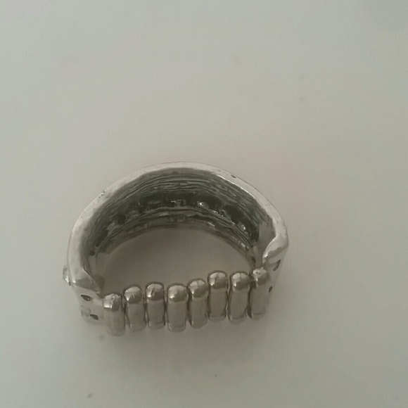 Gorgeous silver ring - Picture 3 of 4