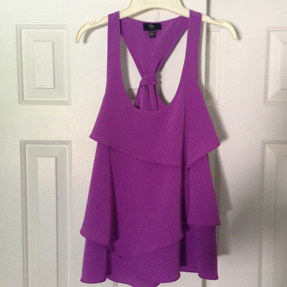 Layered tie back summer tank