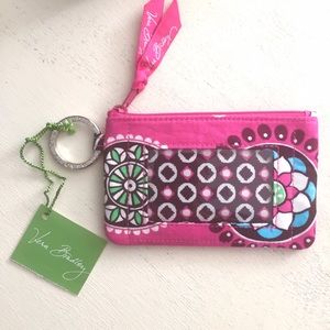 Vera Bradley Zip ID Case in Cupcake Pink