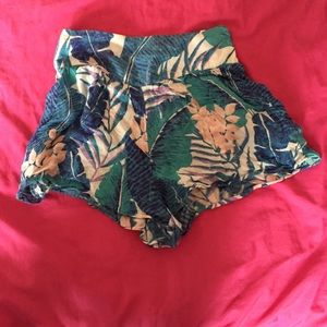 American Eagle Flowy Shorts