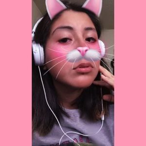 Meet your Posher, Jocelyn