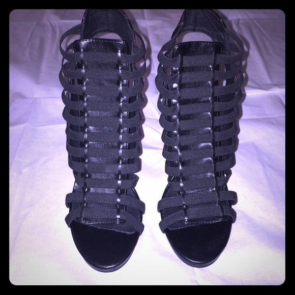 Black open-toe stretch heel by Steve Madden