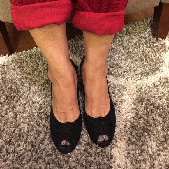 Franco Sarto suede, sling back wedges