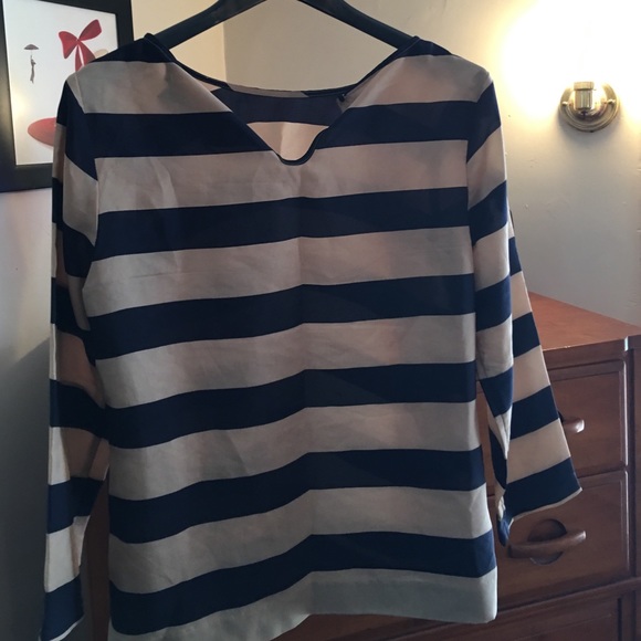 J. Crew horizontal stripes top. - Picture 3 of 4