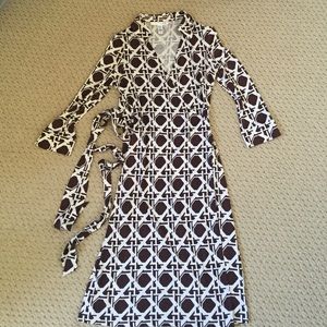 Classic vintage Diane vonFurstenberg wrap dress