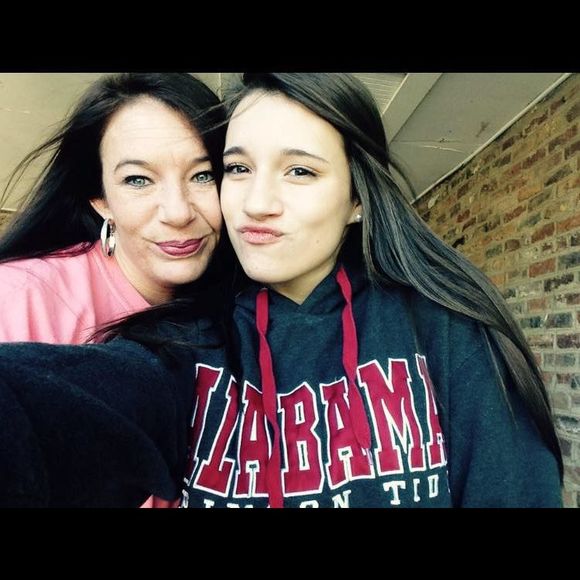 Meet your Posher, Ciera