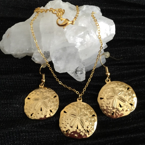Gold-finished Sand Dollar Necklace and Earrings