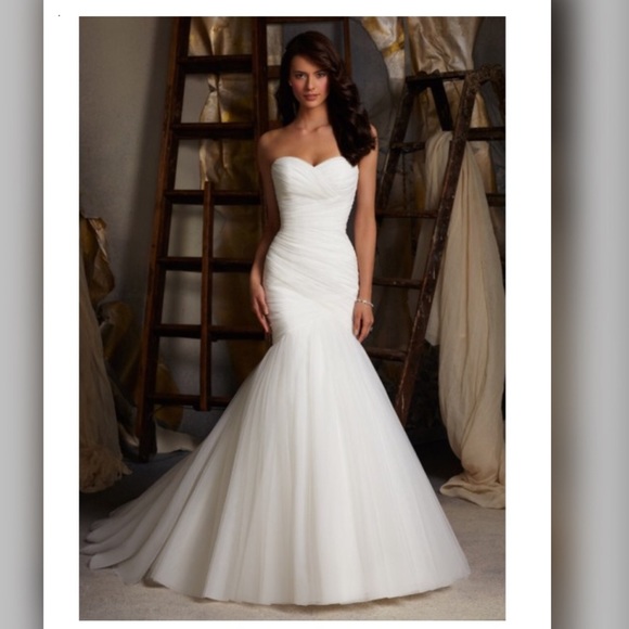 Like new Mori Lee Wedding Bridal Dress