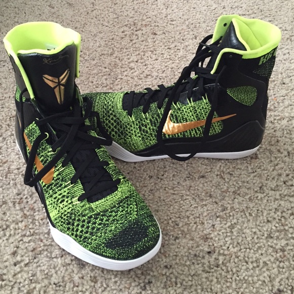 Brand new men's Kobe IX