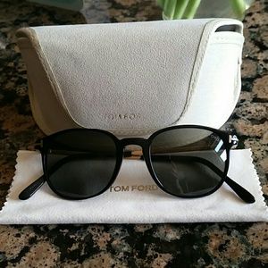 Tom Ford wayfarer sunglasses