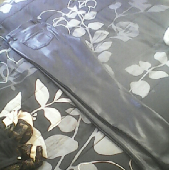 Faux leather Pants/leggings
