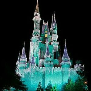 Meet your Posher, Leigh