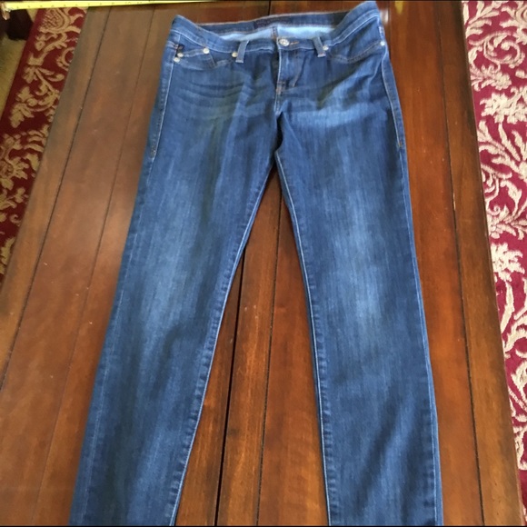 Gently worn Rock and Republic med wash jeans 12 M