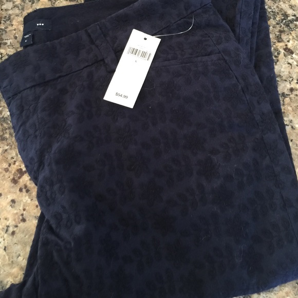Gap City Capri Navy NWT
