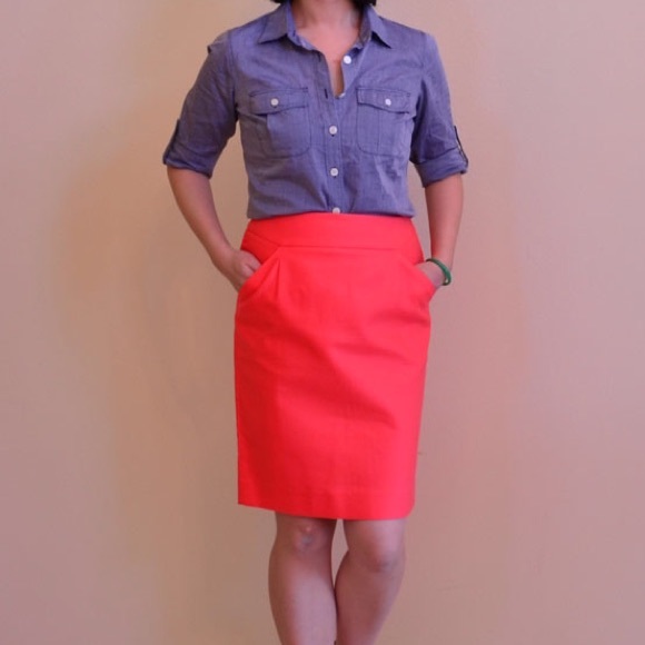 J. Crew crepe pencil skirt - Picture 4 of 4