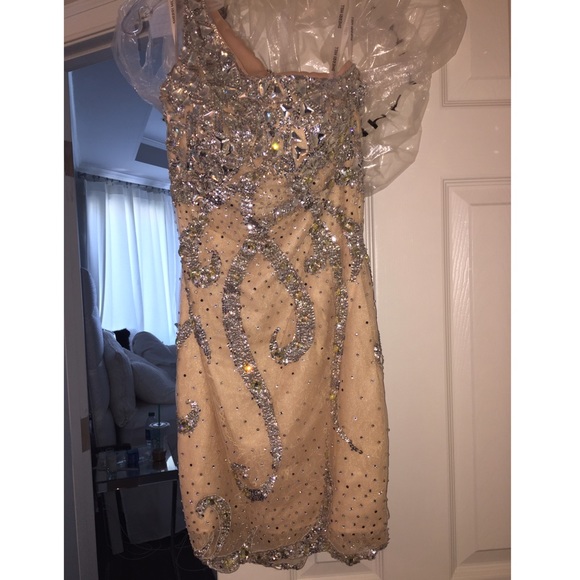SHERRI HILL SIZE 2