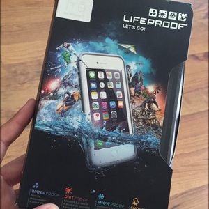 iPhone 6 LIFEPROOF case