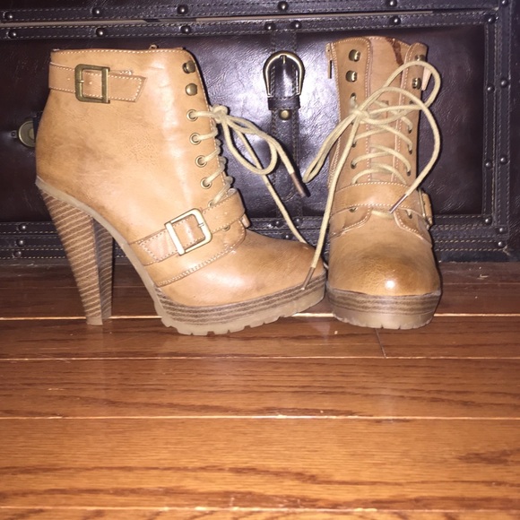 Forever 21 heeled ankle boots