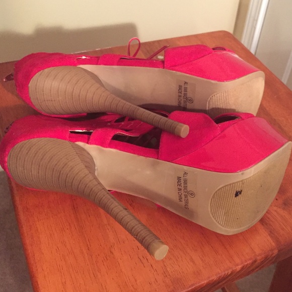 Liliana Red Heels - Picture 2 of 4