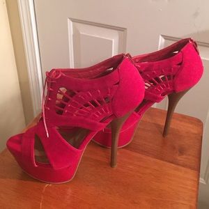 Liliana Red Heels