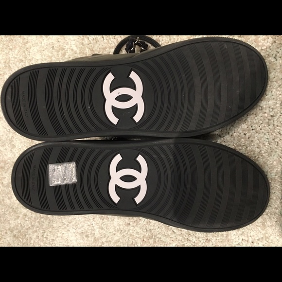 Chanel chain sneakers BNIB SOLD! Other platform - Picture 4 of 4