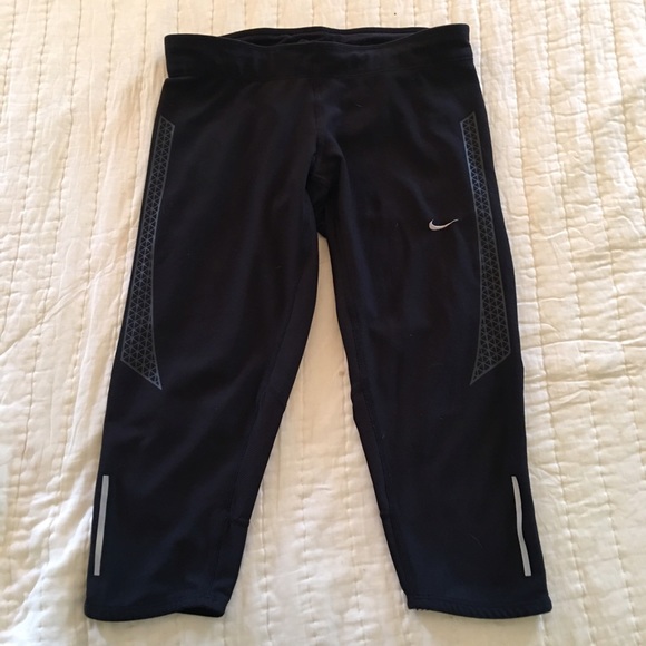 SOLD Nike Dri-Fit Crops - Picture 1 of 3