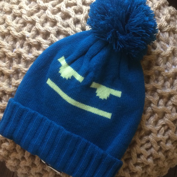 Urban Outfitters 'Grumps Face' Pom Winter Beanie - Picture 2 of 4