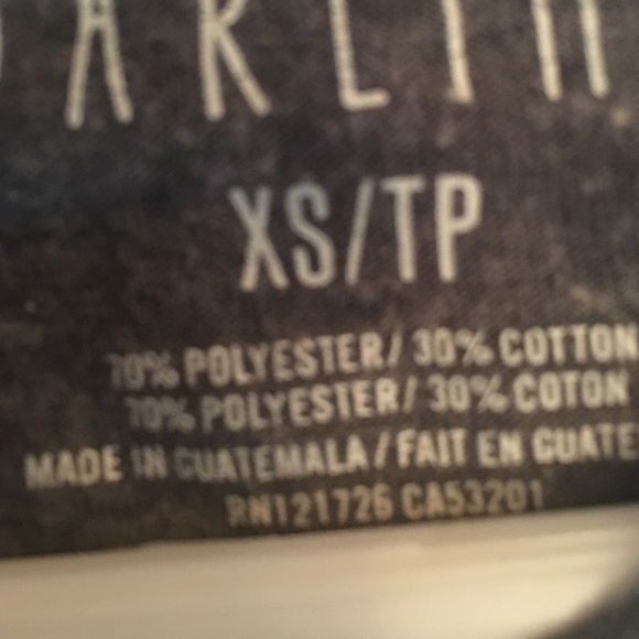 Long sleeve crop top - Picture 2 of 2