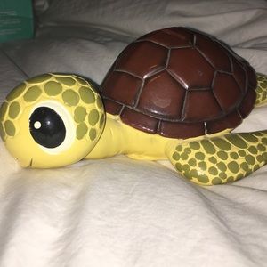 Cute turtle (piggy) bank