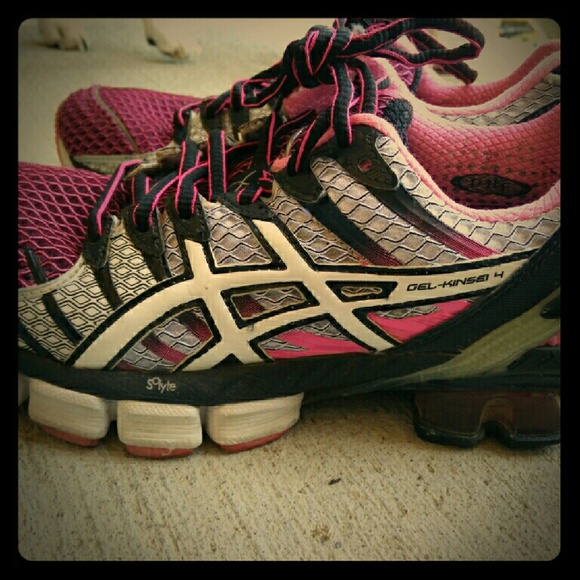 Running shoes