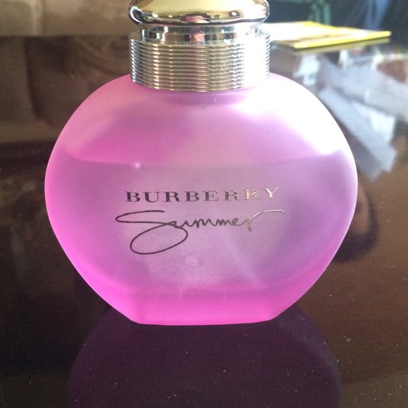 Burberry perfume