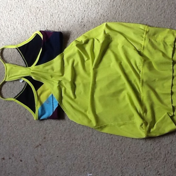 Lululemon tank top - Picture 3 of 4