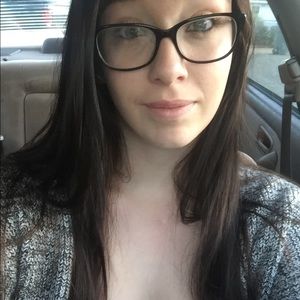 Meet your Posher, Hope