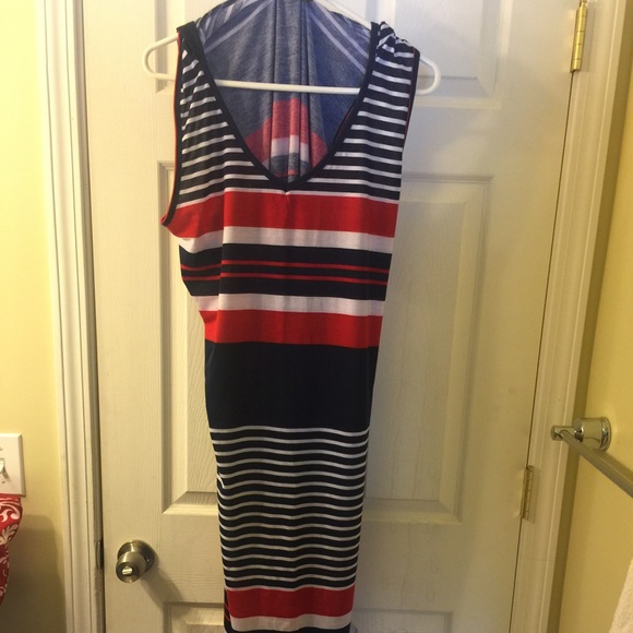 3x hooded maxi dress, navy/red/white ROUGE