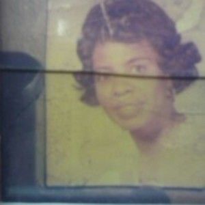 Meet your Posher, Elaine