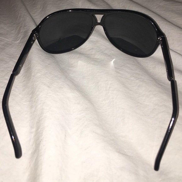 Isaac mizrahi sunglasses - Picture 2 of 3