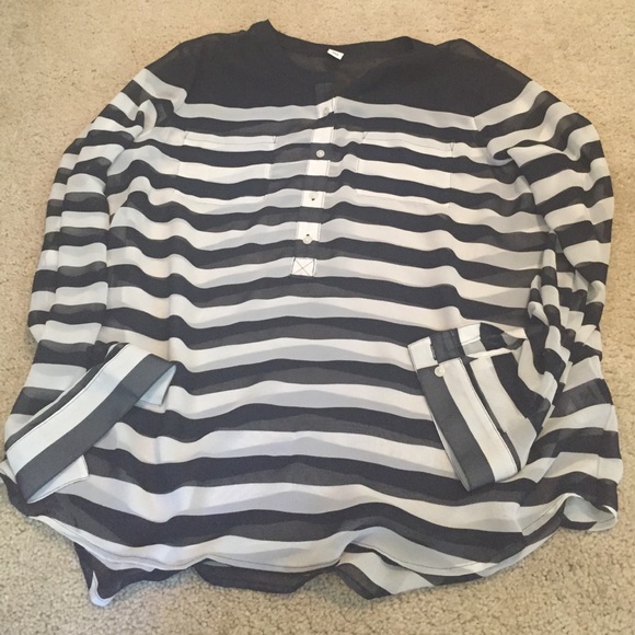 Old navy shirt - Picture 1 of 1
