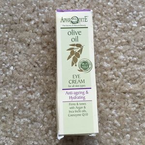 Aphrodite eye cream