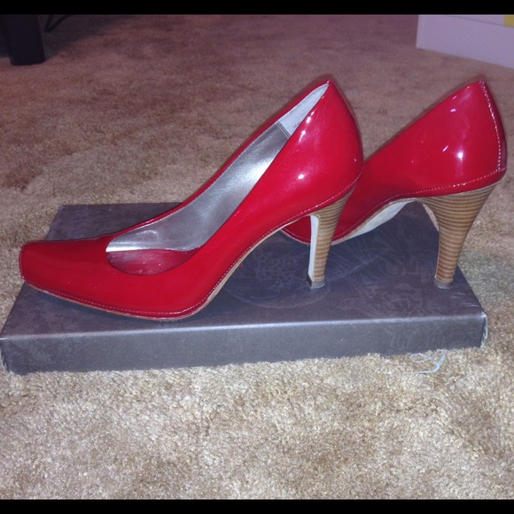 Nordstrom Shoes - Nordstrom Sz 7.5 red heels.