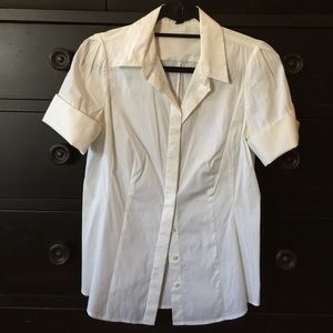 Fitted short sleeve top