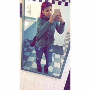 Meet your Posher, Kimberly