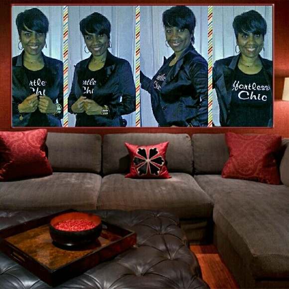 Sisterly love=Loving Closet - Picture 3 of 4