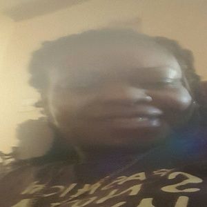 Meet your Posher, Ebony