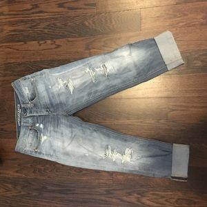 American eagle tomgirl jeans
